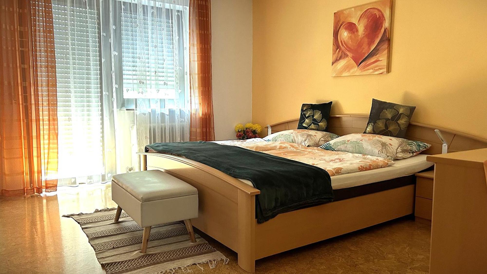 Grosszuegige Wohnung Mit Terrasse Und Gartenzugang - Das Komplette Erdgeschoss Bindlach Kültér fotó